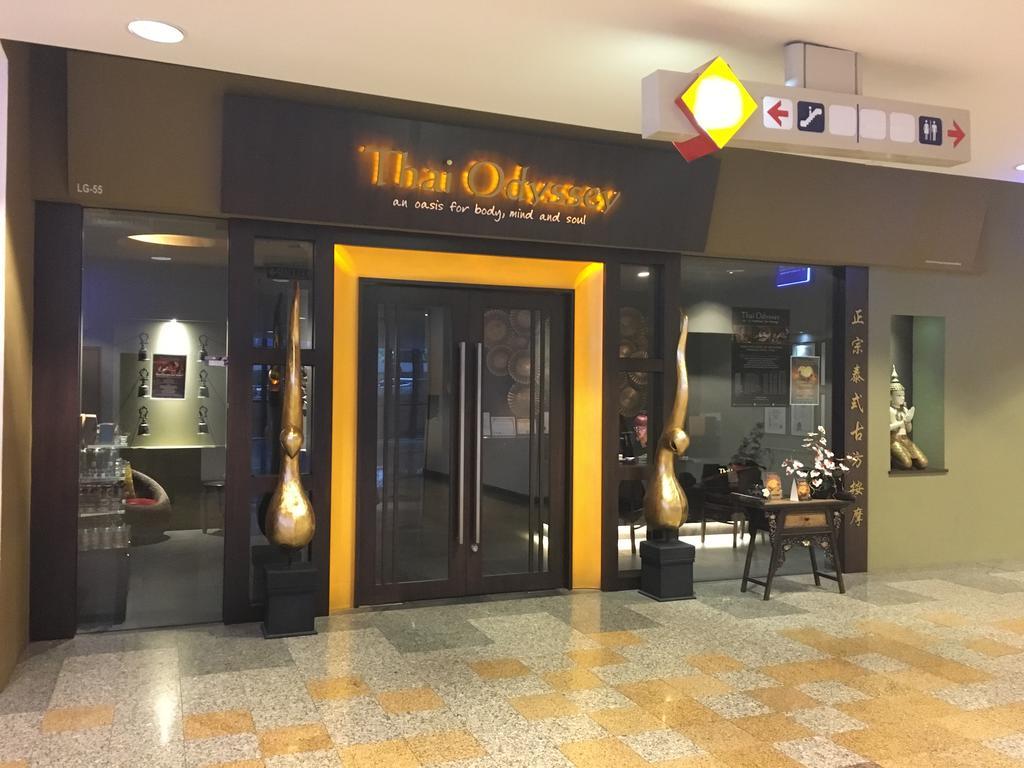 Rainbow Service Suite At Times Square Kuala Lumpur Exterior photo