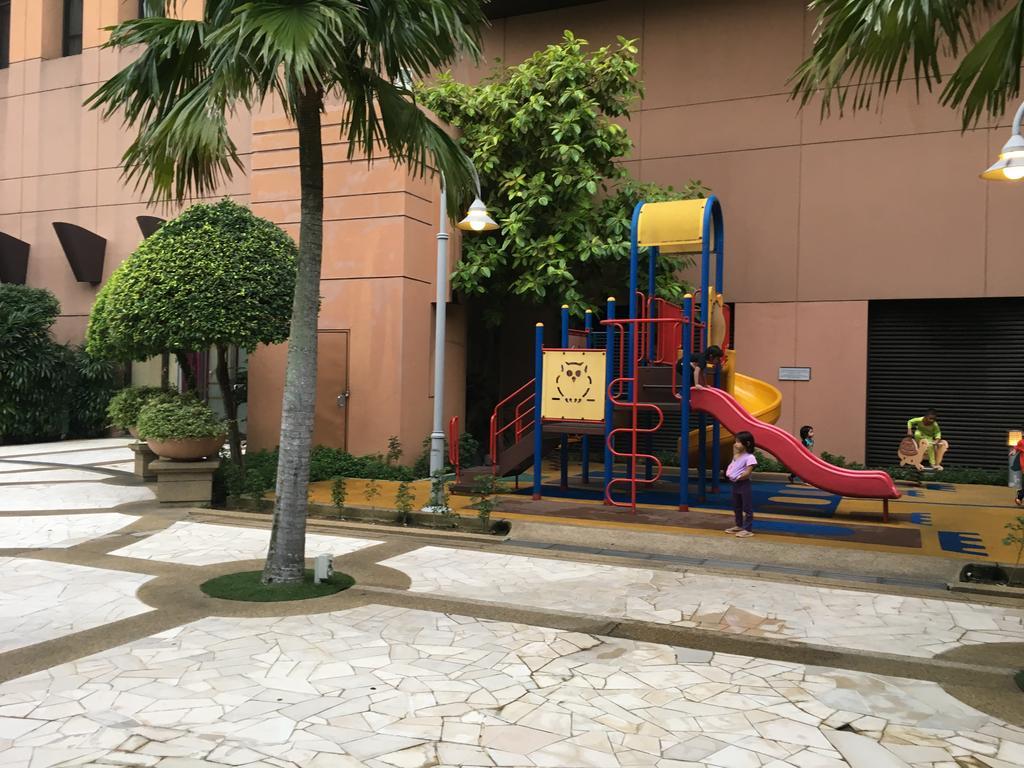 Rainbow Service Suite At Times Square Kuala Lumpur Exterior photo