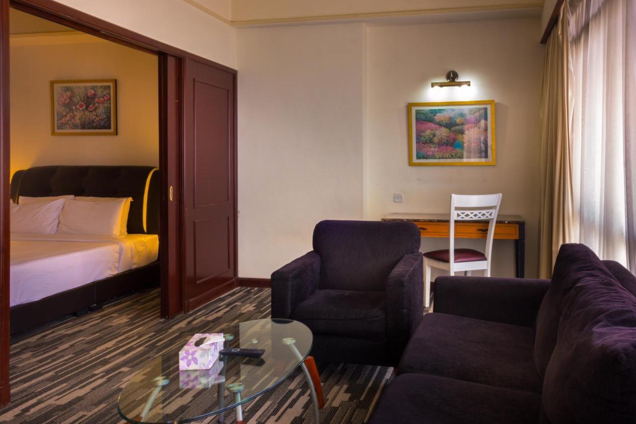 Rainbow Service Suite At Times Square Kuala Lumpur Exterior photo