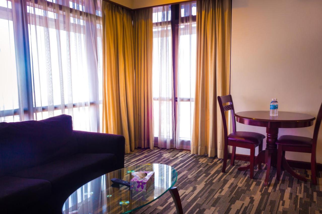 Rainbow Service Suite At Times Square Kuala Lumpur Exterior photo
