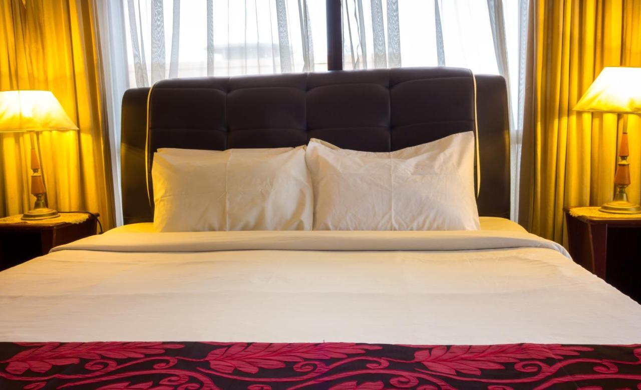 Rainbow Service Suite At Times Square Kuala Lumpur Exterior photo
